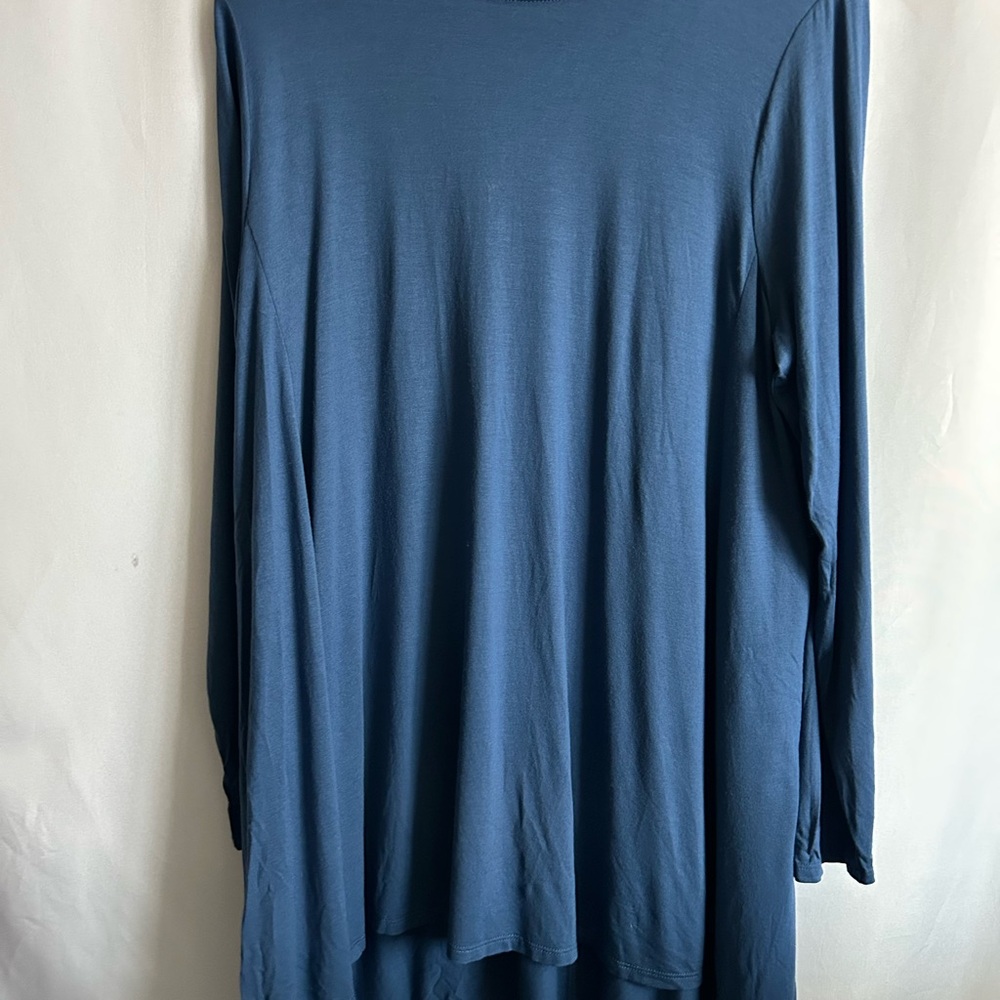 Eileen Fisher Elegant Blue Long Sleeve Top